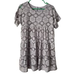NWT MOE Gray Floral Lace Overlay Babydoll Short Sleeve Mini Dress Size Small